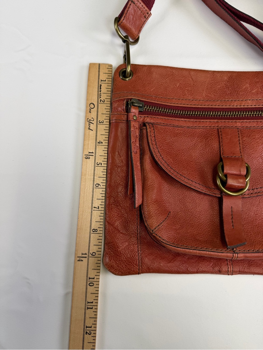 Gorgeously Distressed Fossil Orange/Red Leather Crossbody with Brass Ring Detail - Picture 15 of 16